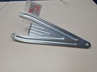 Кронштейн обшивки двери, ориг. номер 6764633010, Lexus ES SV40