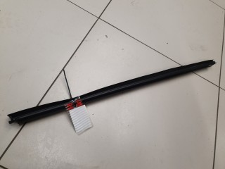 Накладка стекла передней правой двери, ориг. номер 3AA837472A, Volkswagen Passat B7 2011-2015