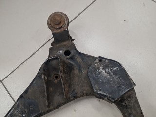 Рычаг передний нижний правый, ориг. номер 480680K090, Toyota Hilux N125