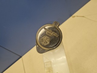 Горловина бачка омывателя, ориг. номер 85301-0K110, Toyota Hilux N125