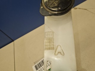 Горловина бачка омывателя, ориг. номер 85301-0K110, Toyota Hilux N125