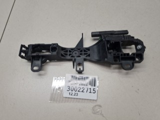 Кронштейн ручки двери передней левой, ориг. номер 6920233060, Toyota Camry V70