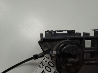 Кронштейн переднего бампера левый, ориг. номер 5253633060, Toyota Camry V70