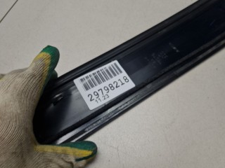 Накладка рамки двери задняя левая, ориг. номер 7576233050, Toyota Camry XV50 2011-2014