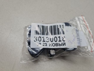 Кронштейн пола багажника, ориг. номер 5835102020, Toyota Auris E18 2012-2015