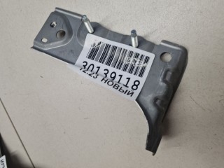 Кронштейн лонжерона переднего правый, ориг. номер 5325750030, Lexus LS 460 USF4 2009-2012