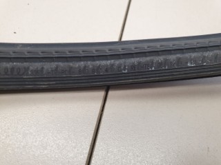 Накладка стекла передней правой двери, ориг. номер 8K0837480C, Audi A4 B8 2007-2012