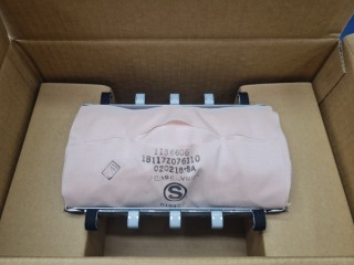 Airbag пассажира в торпедо, ориг. номер 0400523552, Toyota Yaris 2005-2009