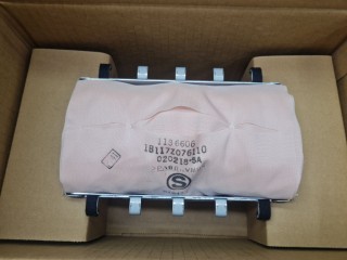Airbag пассажира в торпедо, ориг. номер 0400523552, Toyota Yaris 2005-2009