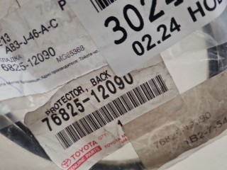 Уплотнитель заднего бампера, ориг. номер 7682512090, Toyota Corolla E15 2006-2010