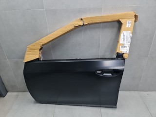 Дверь левая передняя, ориг. номер STTY330402, Toyota Corolla E18