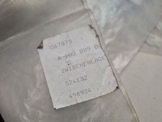 Подкладка крыла переднего правого, ориг. номер A2038890495, Mercedes C-klasse W203 2000-2004