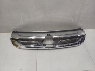 Решетка радиатора, ориг. номер STMBS30930, Mitsubishi Pajero Montero Sport KS