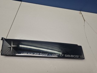 Накладка рамки двери задняя левая, ориг. номер 9811557380, Peugeot 3008 P84