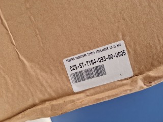 Решетка радиатора, ориг. номер STTYG4093A0, Toyota Highlander U50