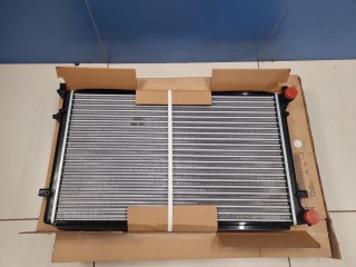Радиатор основной охлаждения двигателя, ориг. номер 1K0121251CD, Volkswagen Caddy 2K 2010-2015
