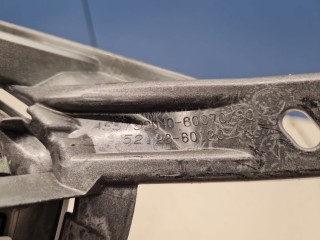 Рамка противотуманой фары левой, ориг. номер 5204060070, Toyota Land Cruiser 200 2007-2012