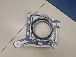 Рамка противотуманой фары правой, ориг. номер 5203060080, Toyota Land Cruiser 200 2007-2012
