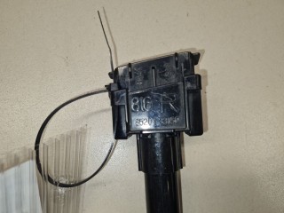 Форсунка омывателя фары правая, ориг. номер 8520733150, Toyota Camry V70