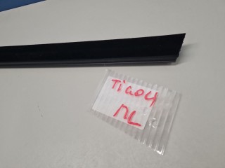 Накладка стекла передней левой двери, ориг. номер J686107115, Chery Tiggo 4 Pro 2020-2026