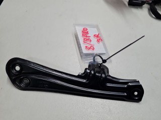 Кронштейн обшивки двери задней правой, ориг. номер 403001306AA, Chery Tiggo 8 Pro 2021-2026