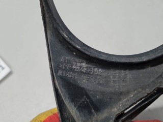 Рамка противотуманной фары правой, ориг. номер 814810E160, Toyota Highlander U50