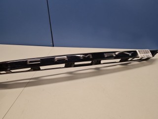 Накладка крышки багажника, ориг. номер 76801-33670-C0, Toyota Camry V70