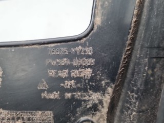 Брызговик задний правый, ориг. номер 76625YY230, Toyota Camry V70