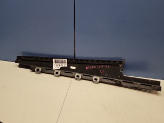 Накладка рамки двери задняя левая, ориг. номер LR105992, Land Rover Discovery 2017-2021