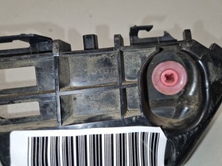 Кронштейн бампера переднего правый, ориг. номер 5253533060, Toyota Camry V70