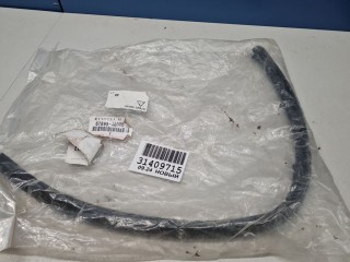 Уплотнитель двери задней правой, ориг. номер 6789548020, Lexus CT 200H