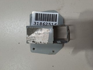 Кронштейн петли крышки багажника правый, ориг. номер 5C6827302D, Volkswagen Jetta A6 2010-2014