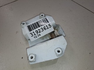 Кронштейн петли крышки багажника левый, ориг. номер 5C6827301E, Volkswagen Jetta A6 2010-2014