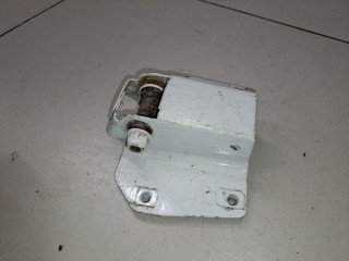 Кронштейн петли крышки багажника левый, ориг. номер 5C6827301E, Volkswagen Jetta A6 2010-2014