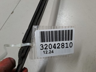 Молдинг стекла передней левой двери, ориг. номер 822102S000, Hyundai ix35 Tucson LM