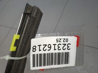 Молдинг стекла передней правой двери, ориг. номер 7571030500, Lexus GS L10