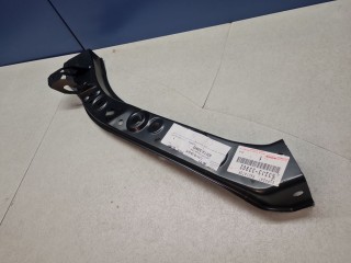 Кронштейн панели радиатора правый, ориг. номер 5321333902, Toyota Camry V70