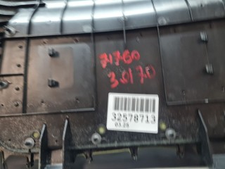 Накладка спинки переднего сиденья, ориг. номер 7170660170C0, Toyota Land Cruiser 200 2007-2012