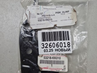 Кронштейн панели радиатора, ориг. номер 53218KK010, Toyota Fortuner GGN155