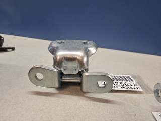 Петля двери передней правой нижняя, ориг. номер 6873033020, Toyota Camry V40