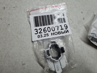 Кронштейн датчика парковки, ориг. номер 8934860050, Toyota Land Cruiser Prado 150 2009-2013