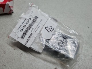 Кронштейн датчика парковки, ориг. номер 8934860050, Toyota Land Cruiser Prado 150 2009-2013