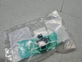 Кронштейн датчика парковки, ориг. номер 8934833400, Toyota Camry V70