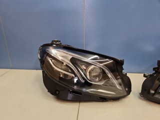 Комплект фар, ориг. номер A2139069504, Mercedes E-klasse W213 2016-2021