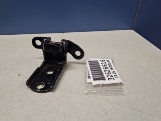 Петля двери задней левой нижняя, ориг. номер 6878052031, Toyota Corolla E18