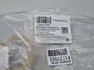 Накладка переднего бампера центральная, ориг. номер T05527003, Volvo TRUCK FM
