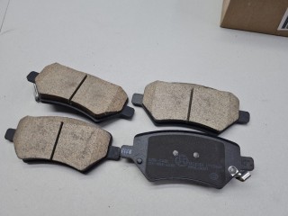 Комплект тормозных колодок передних, ориг. номер ASH001710, BAIC U5 Plus 2021-2026
