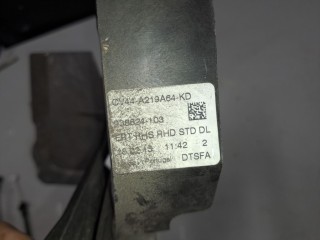 Кронштейн замка двери передний правый, ориг. номер 5245509, Ford Kuga 2012-2016