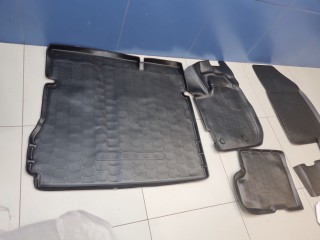 Комплект ковриков салона и багажника, ориг. номер 7711813873, Renault Duster 2015-2021