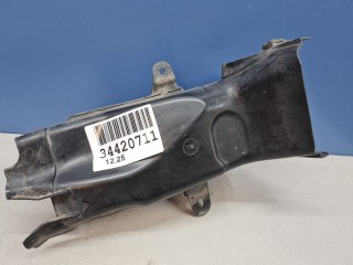 Воздуховод тормозного диска правый, ориг. номер 51747383852, BMW 5 G30 F90 2016-2020